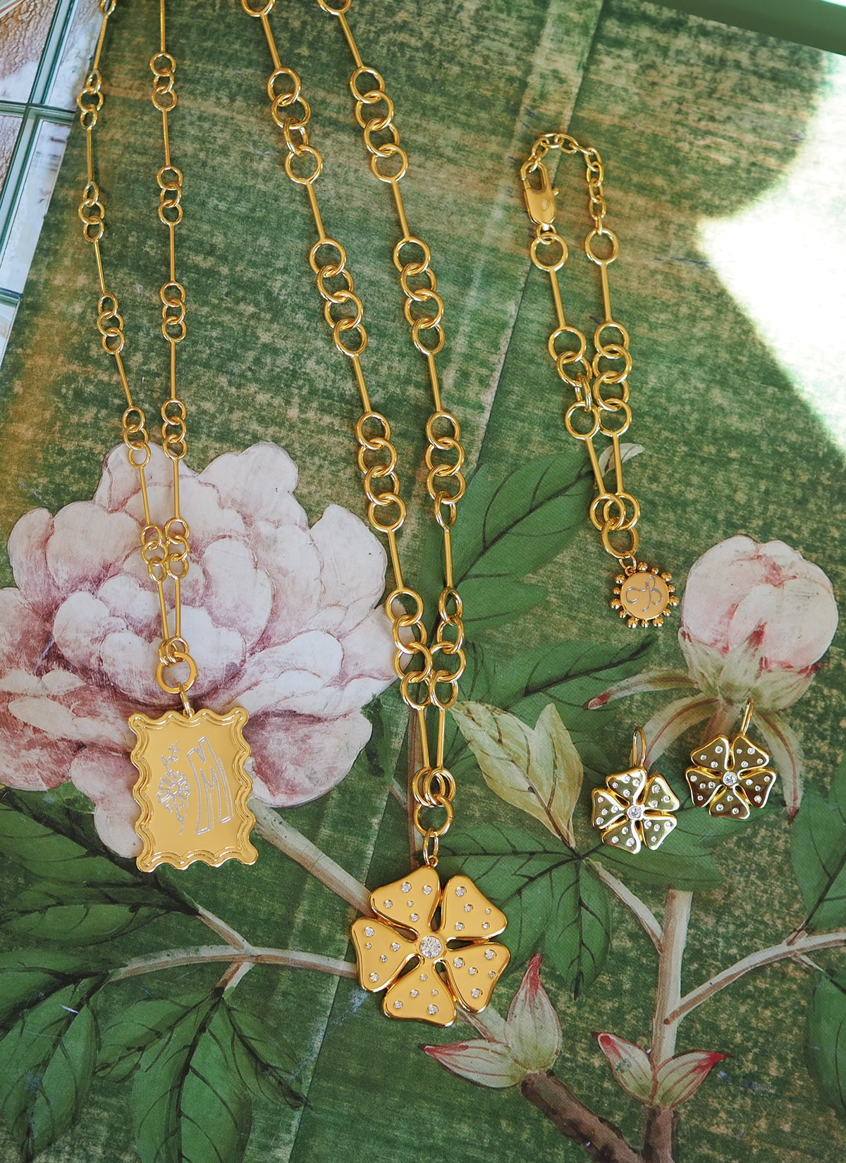 Flower_Charm4