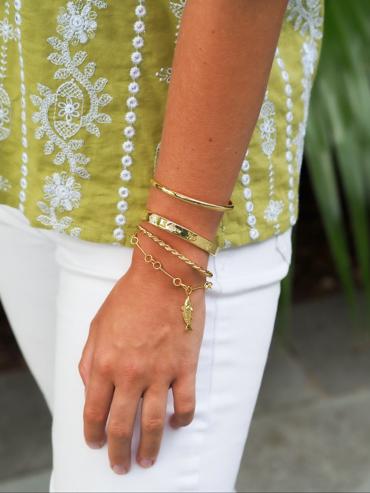 Petite Wishbone Bracelet3