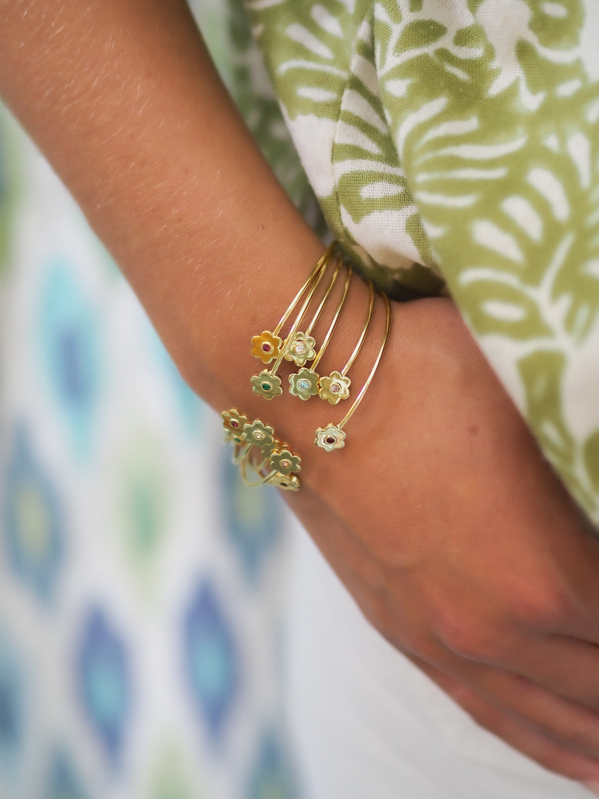 daisy cuffs 5
