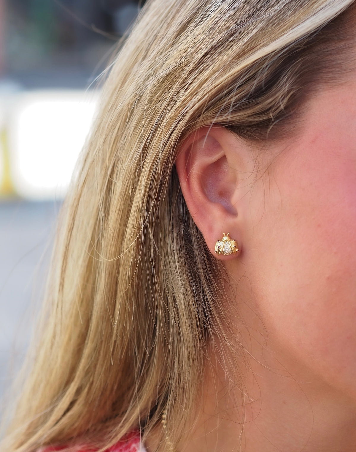 ladybug studs1