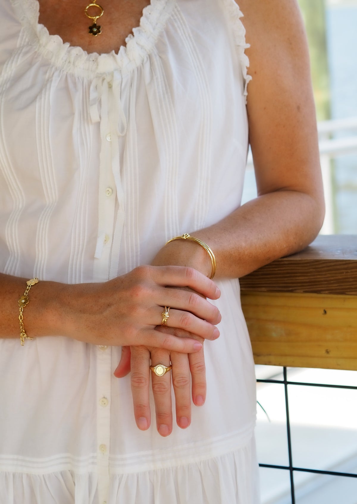 tie the knot ring2