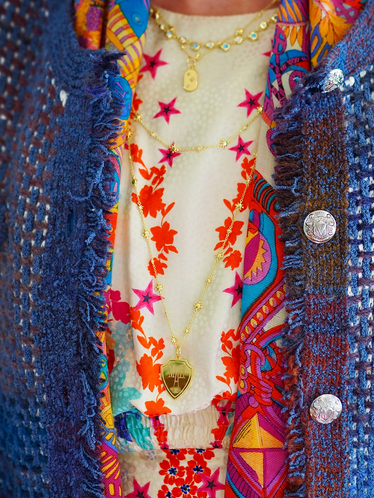 twiggy chains and shield