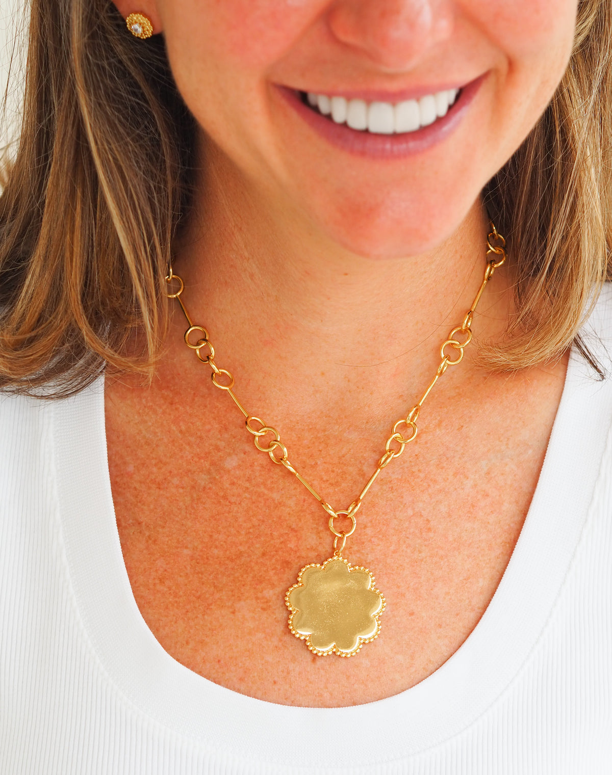 Large Scallop Pendant 1
