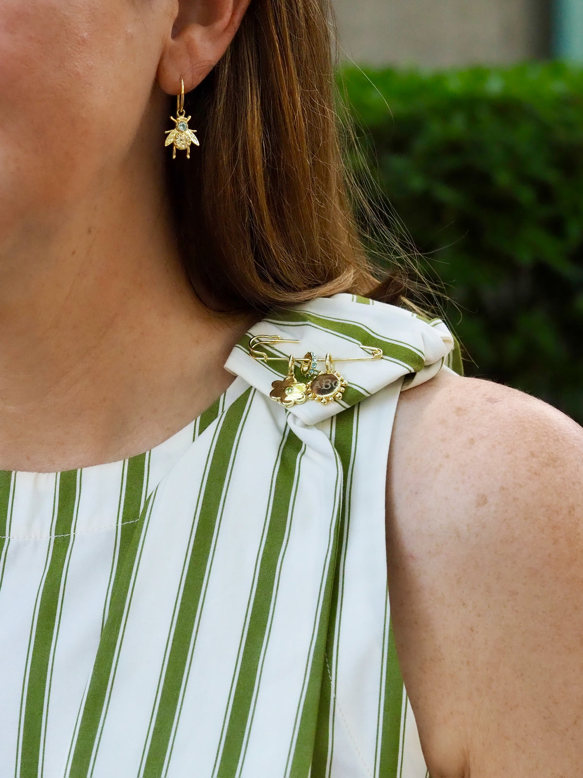 charm pin2