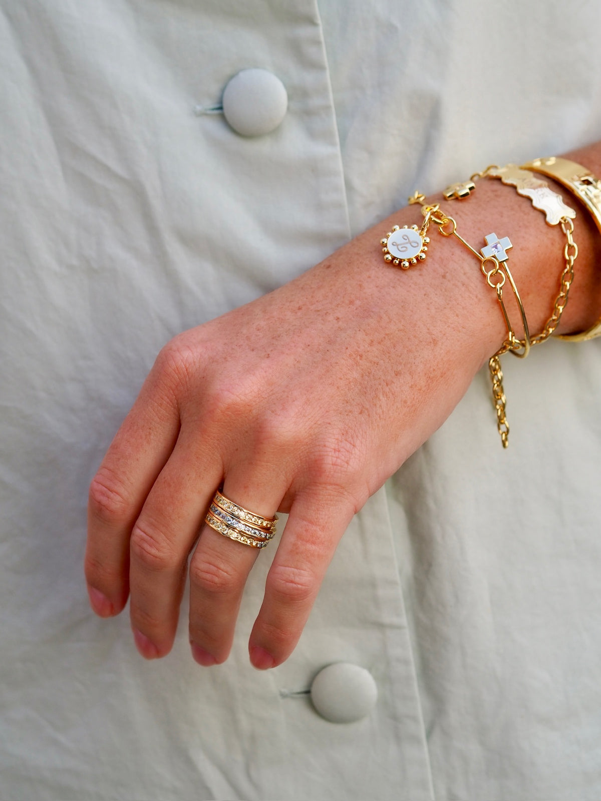 high tide bands stack